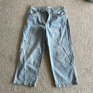 Old Navy Cropped Jeans